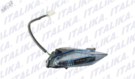 [C09040002] LUZ POSICION FARO DER