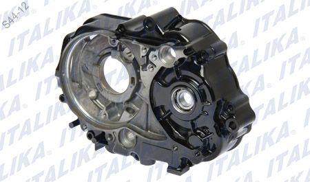 [E07010052] COMPONENTE DE CARTER IZQUIERDO