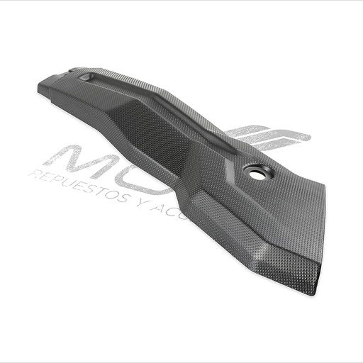 [F12010338] CUBIERTA SOPORTE SALPICADERA IZQ