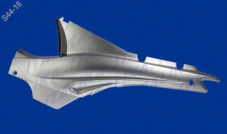 [F13010035] CUB CUERPO IZQU/GRIS/SIN