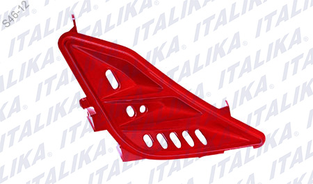 [F13010505] PLACA DE VENTILACION DERECHA ROJA