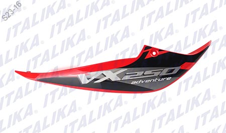 [F13011425] CUBIERTA DEC IZQ ROJO